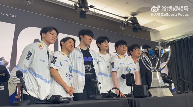 Deft：LPL赛区我印象最深刻的是Clearlove选手