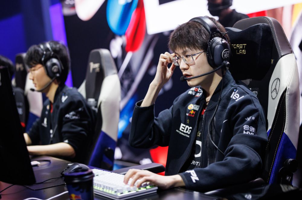 BeryL排名第一！韩网票选历史前五辅助，Meiko跻身第五