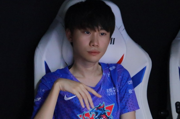 LOL：Doinb打假20条转会爆料，LPL和LCK赛区均有，思路清晰