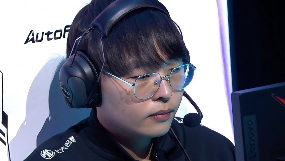 RNG受病毒影响巨大！呼吸哥首次发声：咽口水像吞刀片，说不出话