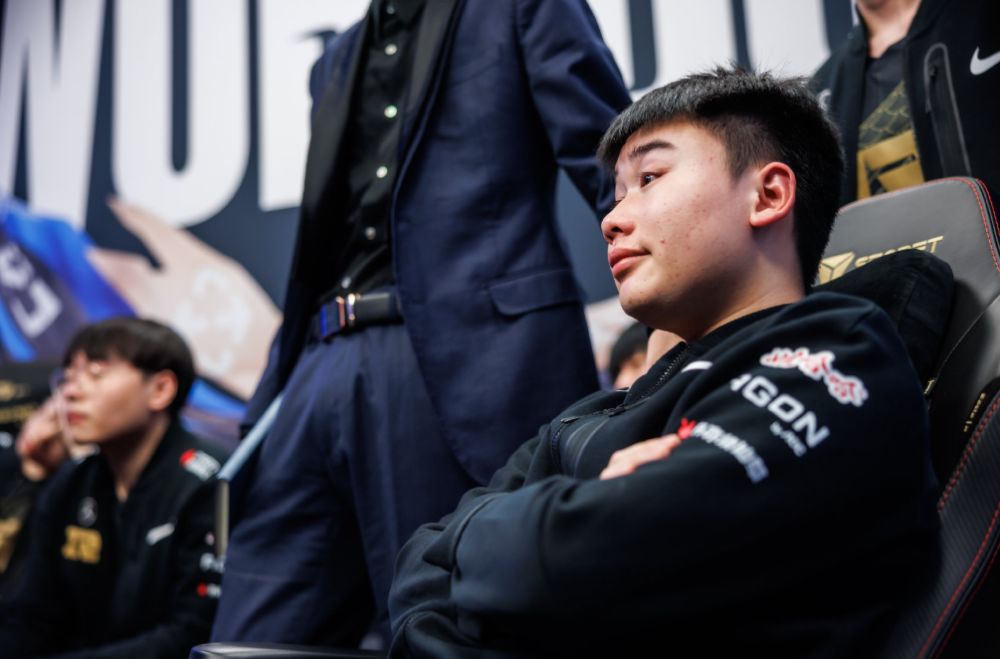 LPL转会小道消息：Wei大概率二选一，小明可能续约RNG