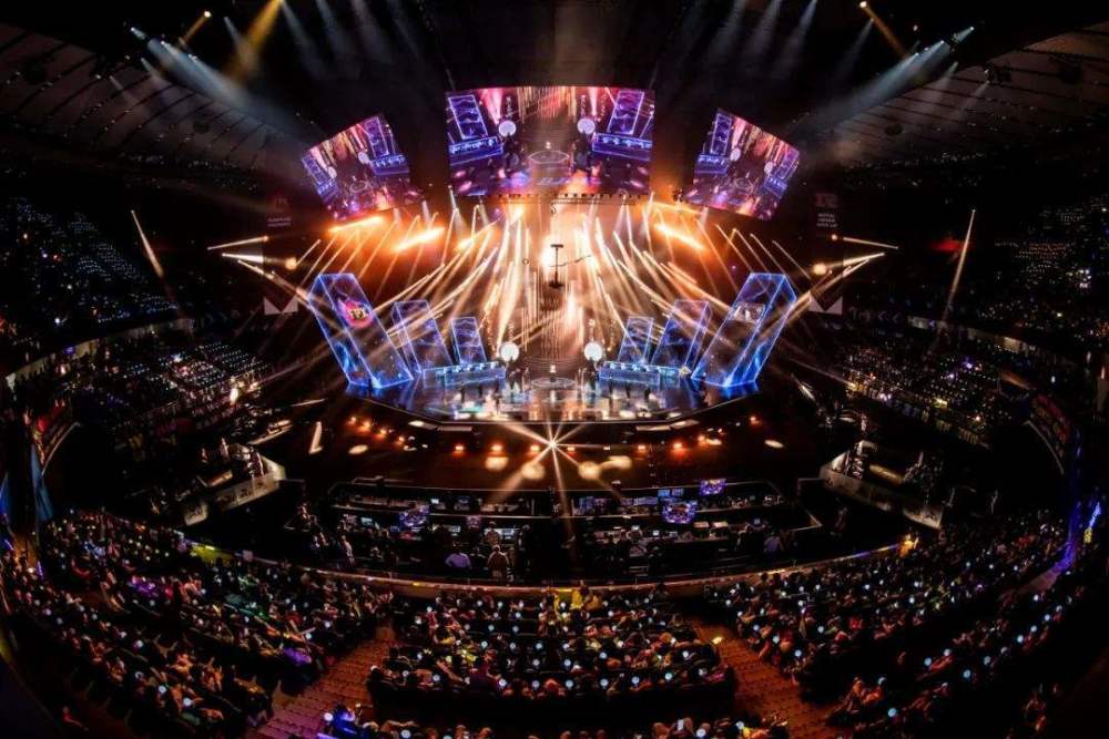 LPL＝金元中超！烧钱引援＋国产人才青黄不接已埋下巨大隐患