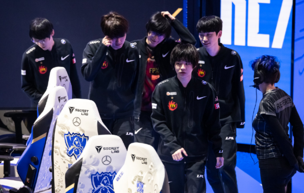 重提FPX冰岛往事，LPL涵艺力挺Doinb，小狗Uzi呼声高涨