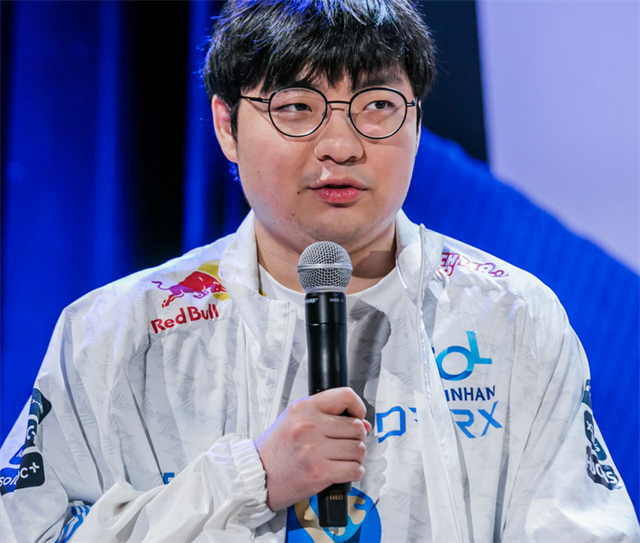 uzi原神玩赚了，粉丝花2万要一个好友位，beryl也在游戏里被喊话