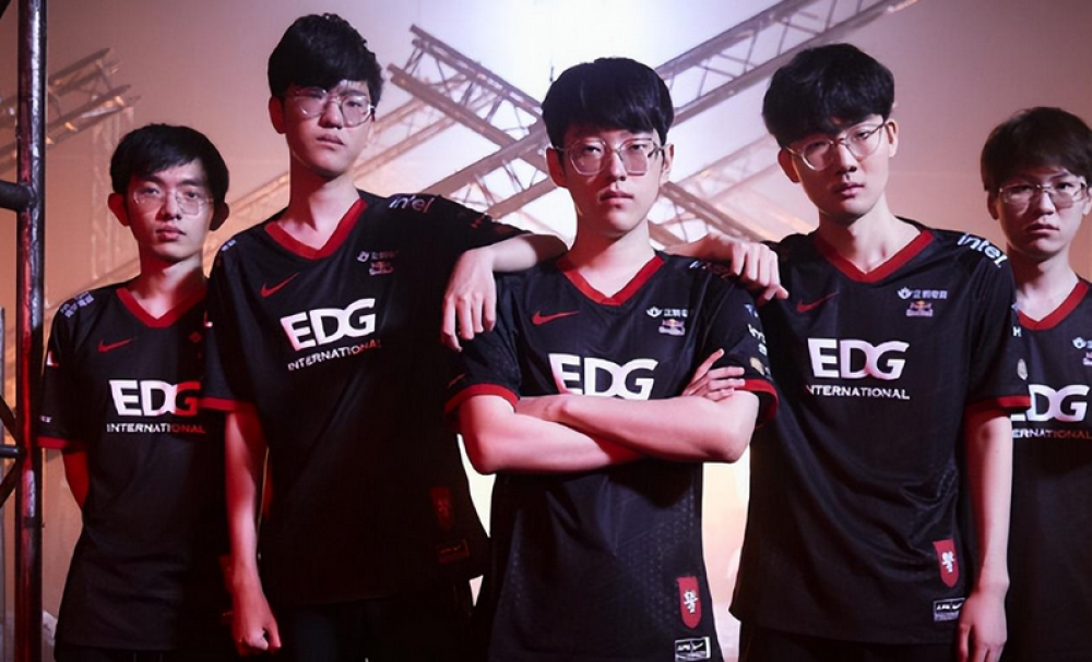 EDG官宣Viper离队，HLE银河战舰让人害怕，张导：一个时代结束了