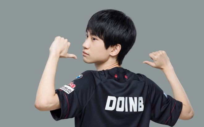 LOL：小虎辟谣续约RNG一事，想换个战队打比赛，JDG-尺帝成了