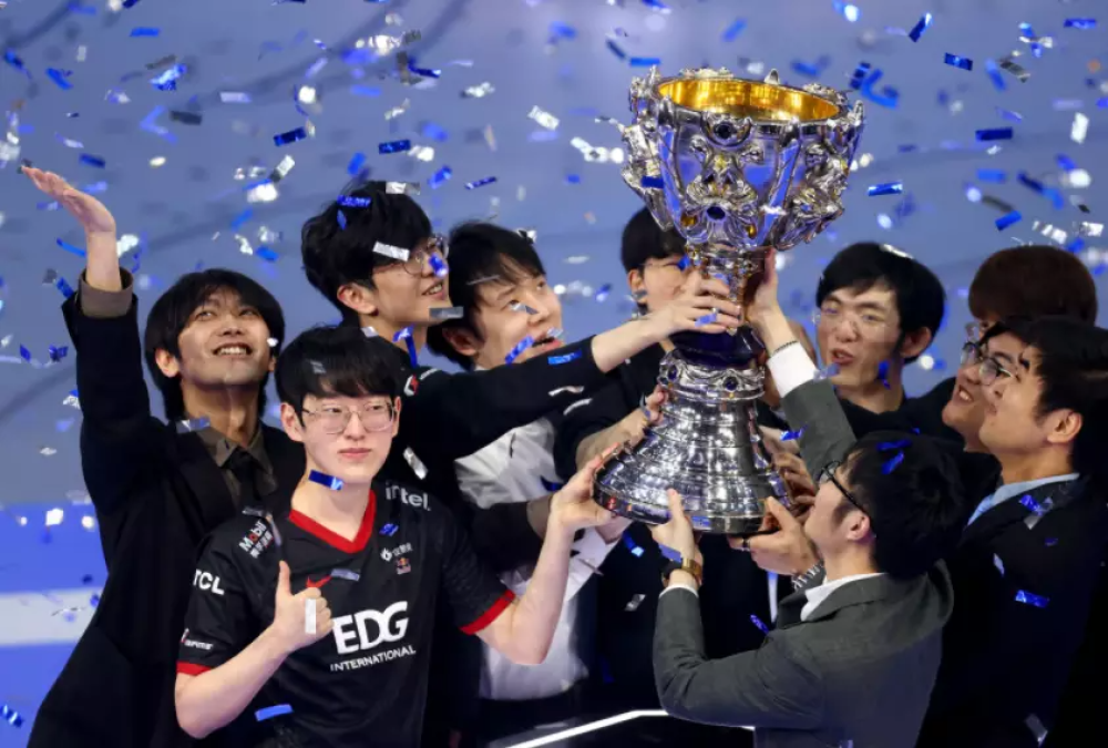 又让EDG得到一对顶级双C？杯赛战胜FPX一队，这水平能打LPL了！