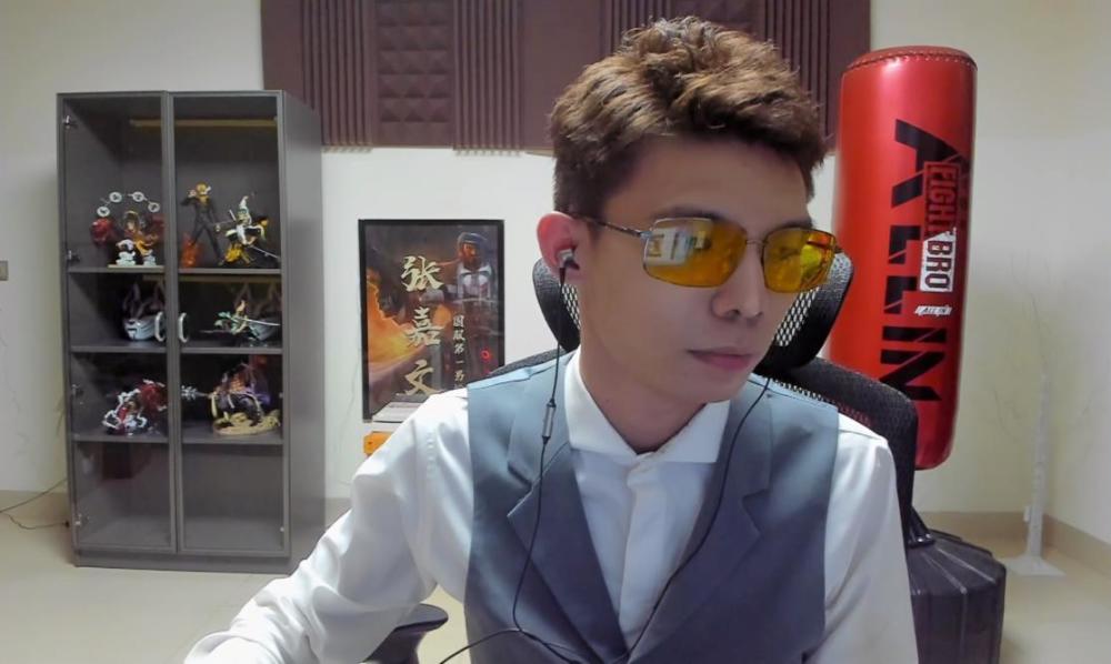 TES新阵容疑似曝光，牙膏和左手互换，JKL终于有LPL一档辅助了