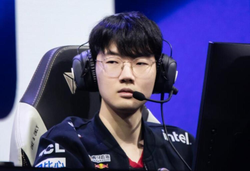 尺帝签约JDG后，又有两位韩援加入LPL，被喷刚夺冠就来捞金