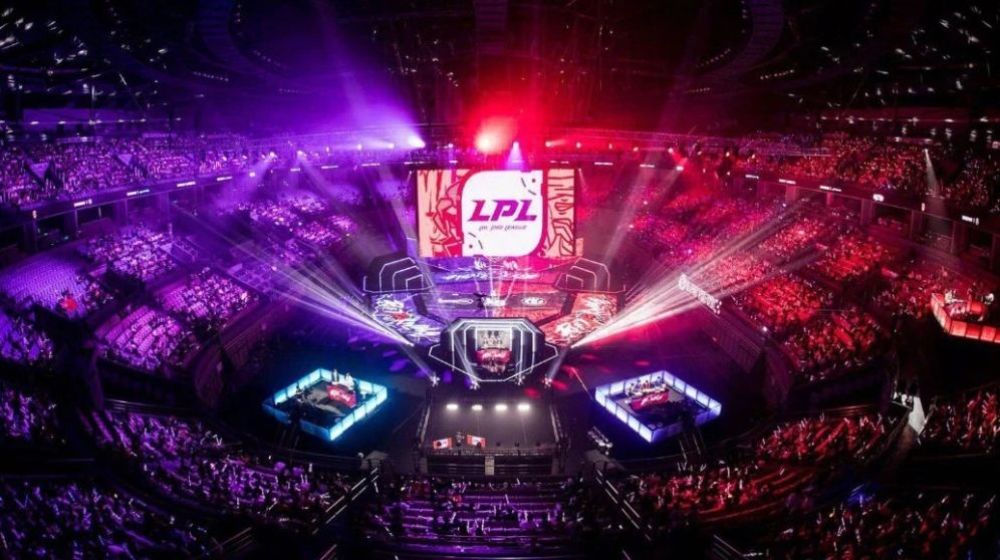 小虎回应离开RNG加入WBG：什么事情不到最后都说不准，大家不要急