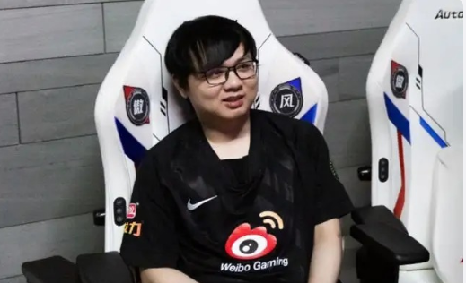 打了十年职业，休赛期还能被三个赛区疯抢？LOL越南野王观望下家