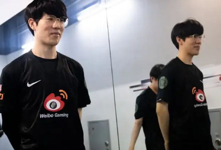 LPL又一支银河战舰诞生！WBG阵容确定了，中野老队友，辅助Crisp