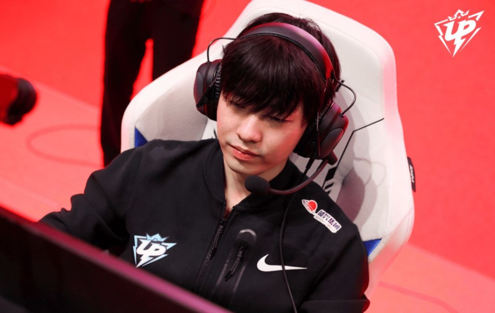 LOL：果子哥确定离开UP，大安实锤小虎加入WBG，LPL队伍全员摆烂