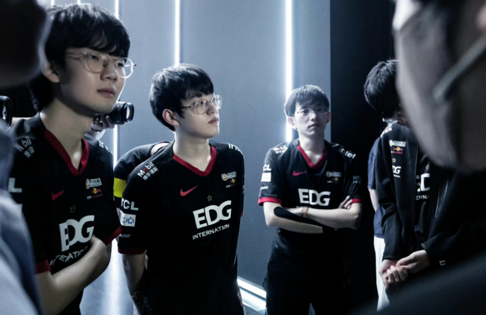 LOL老将没有未来？Viper吐露心声，与Faker的看法完全一致