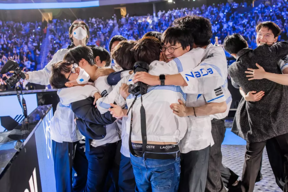 LPL中单也开始溢出？冷少明年不会打，或将以教练身份回归OMG！