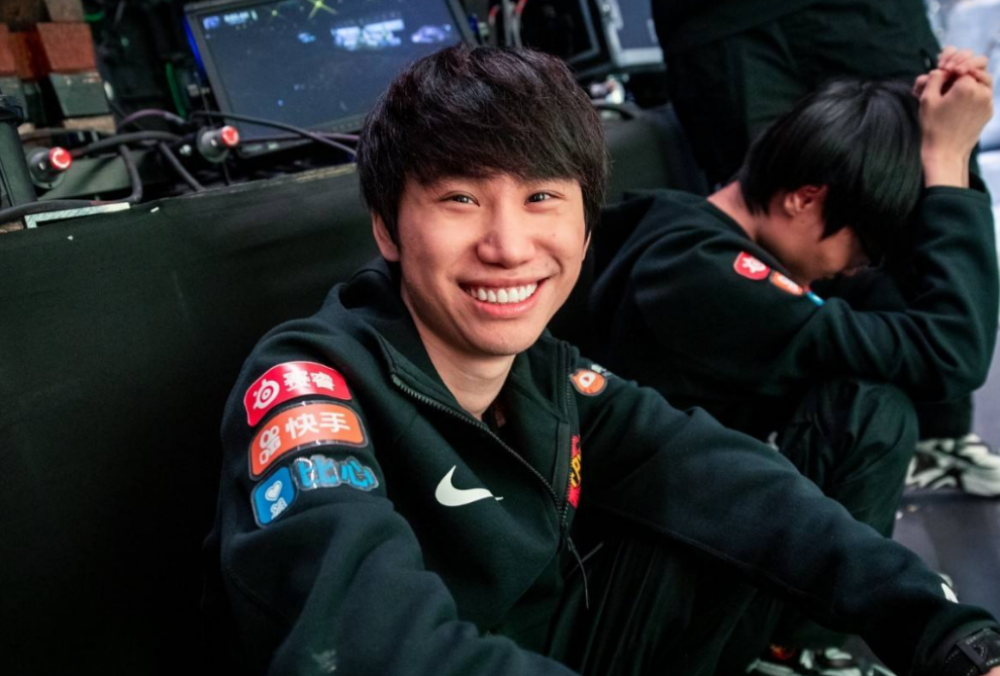 不是Doinb就是Angel？LNG新赛季中单面临二选一