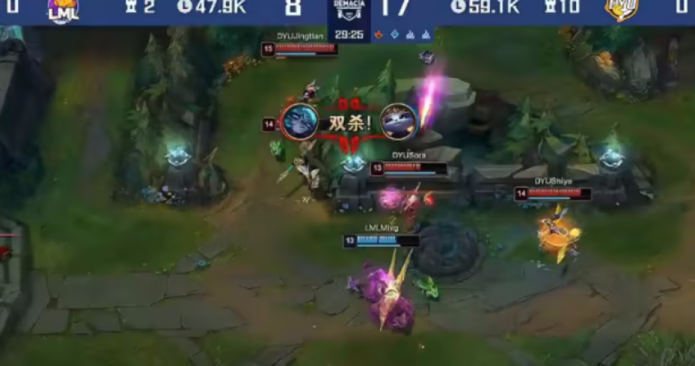 LML德杯首秀惨败，顶着180的延迟，玩不了，姿态：心疼Mlxg