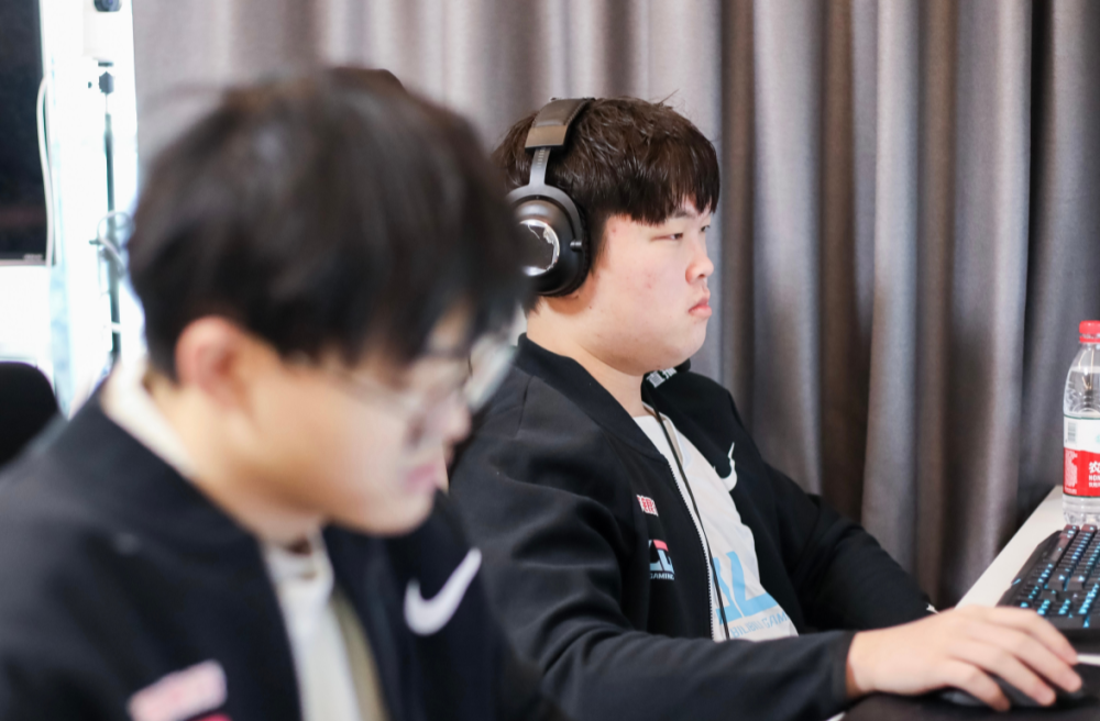 德杯：这就是LPL与LDL的差距？BLG轻松碾压MAX