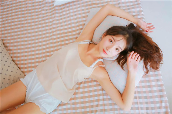 榴莲草莓香蕉丝瓜向日葵ios最新版：拥有超多免费资源的播放平台