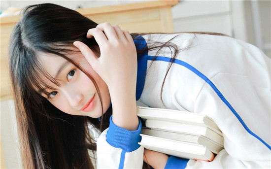 向日葵秋葵草莓榴莲香蕉茄子最新版:按照喜好为你挑选好看视频播放的软件